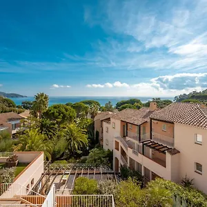 Pierre & L'anse De Pramousquier Aparthotel